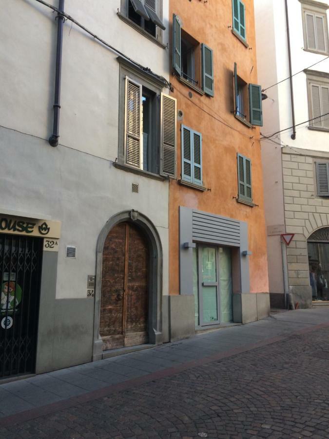 Moira Rooms Bergamo Eksteriør bilde